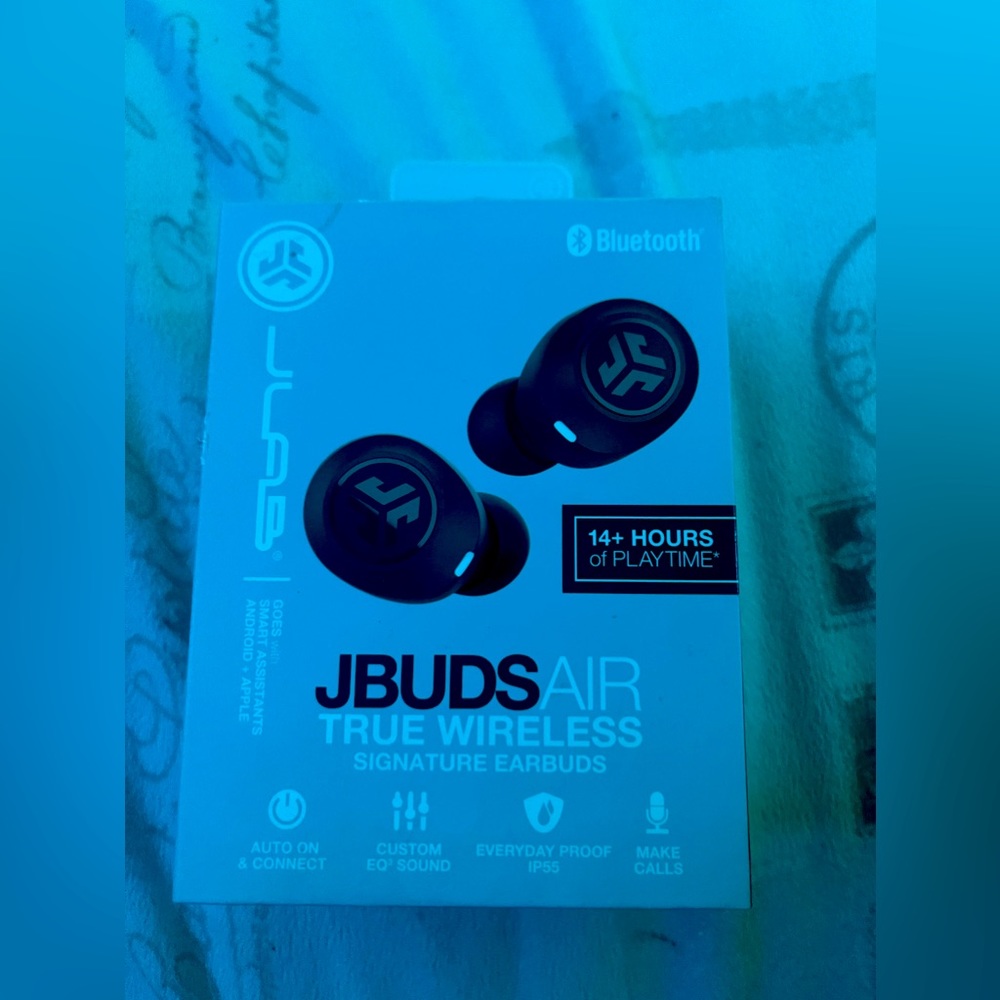 JBUDS WIRELESS Earbuds